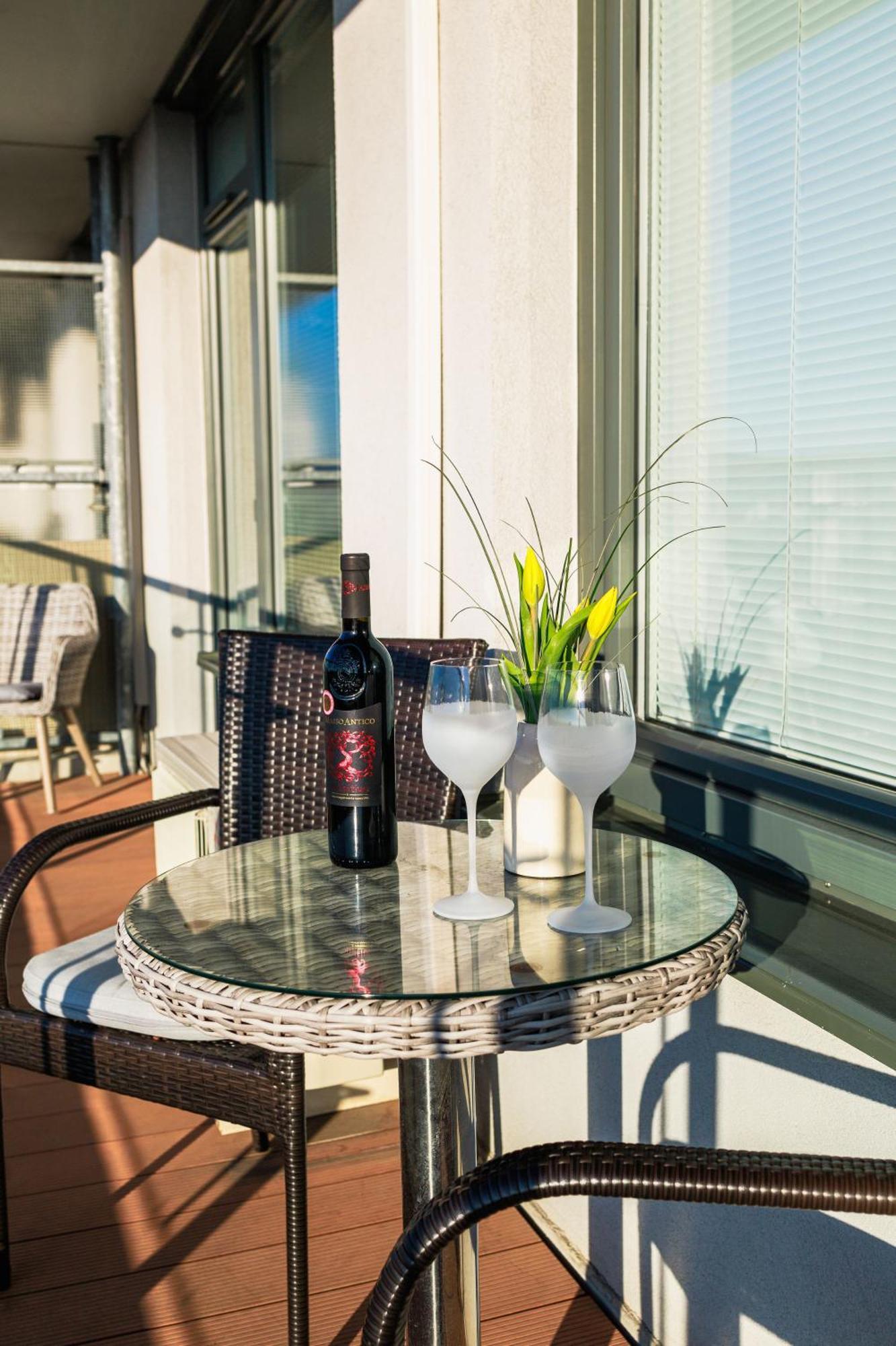 Sunny Apartment With Amazing Terrace On The 13Th Floor Near City Center Bratislava Exterior photo